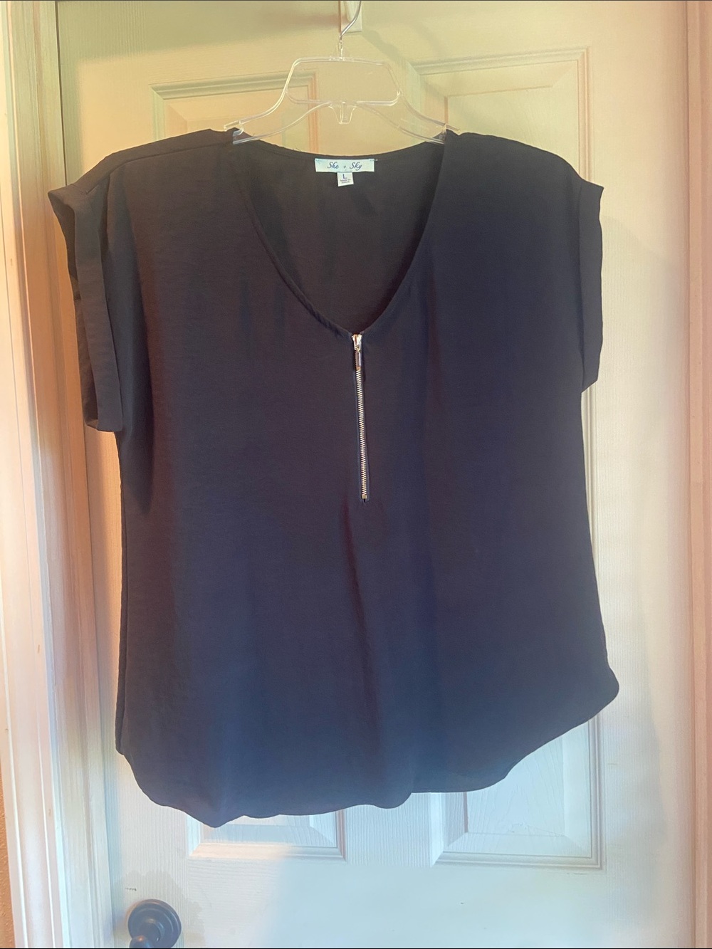 She + Sky Black V-Neck Short-Sleeve Top with Front Zip